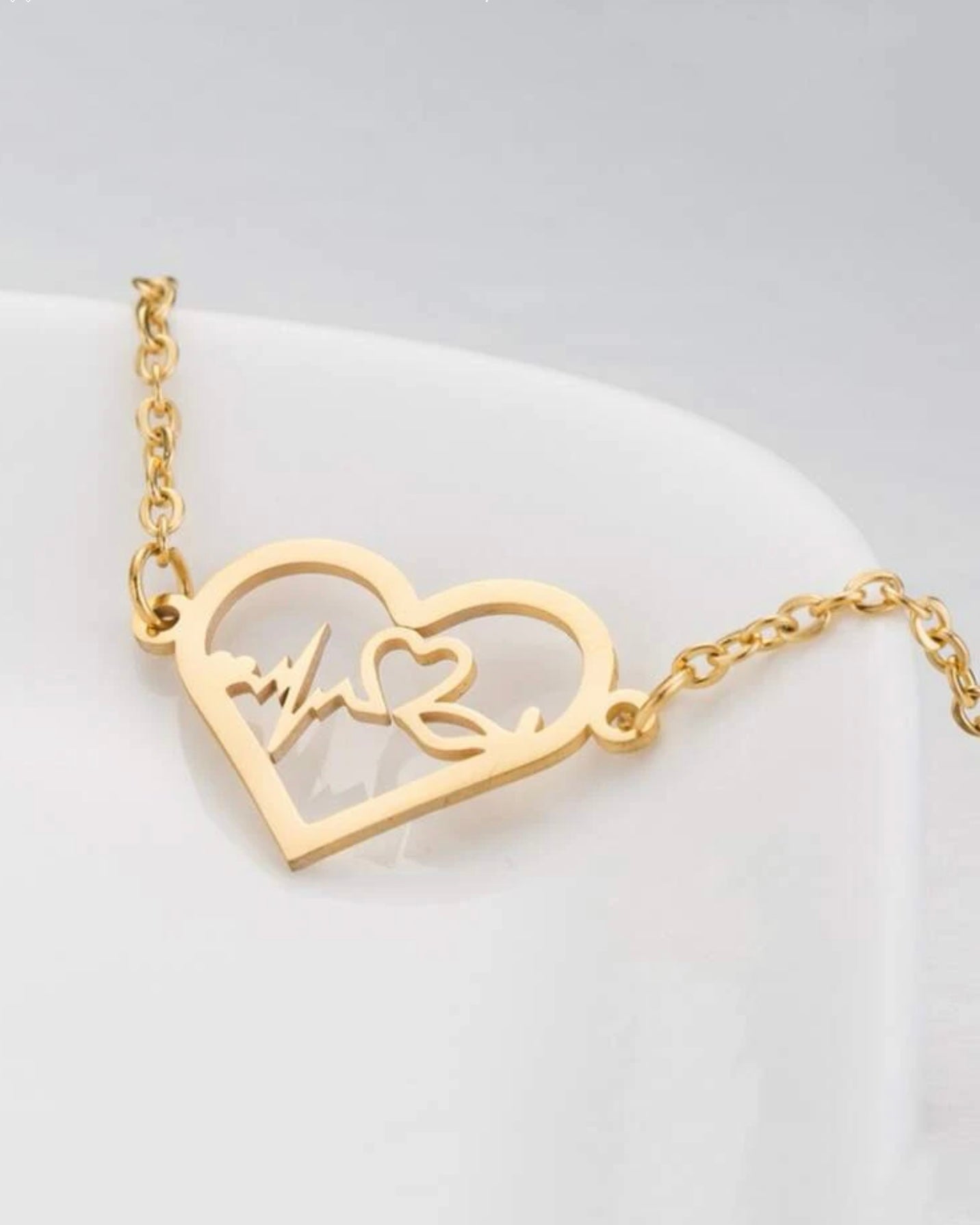 Heart Decor Bracelet