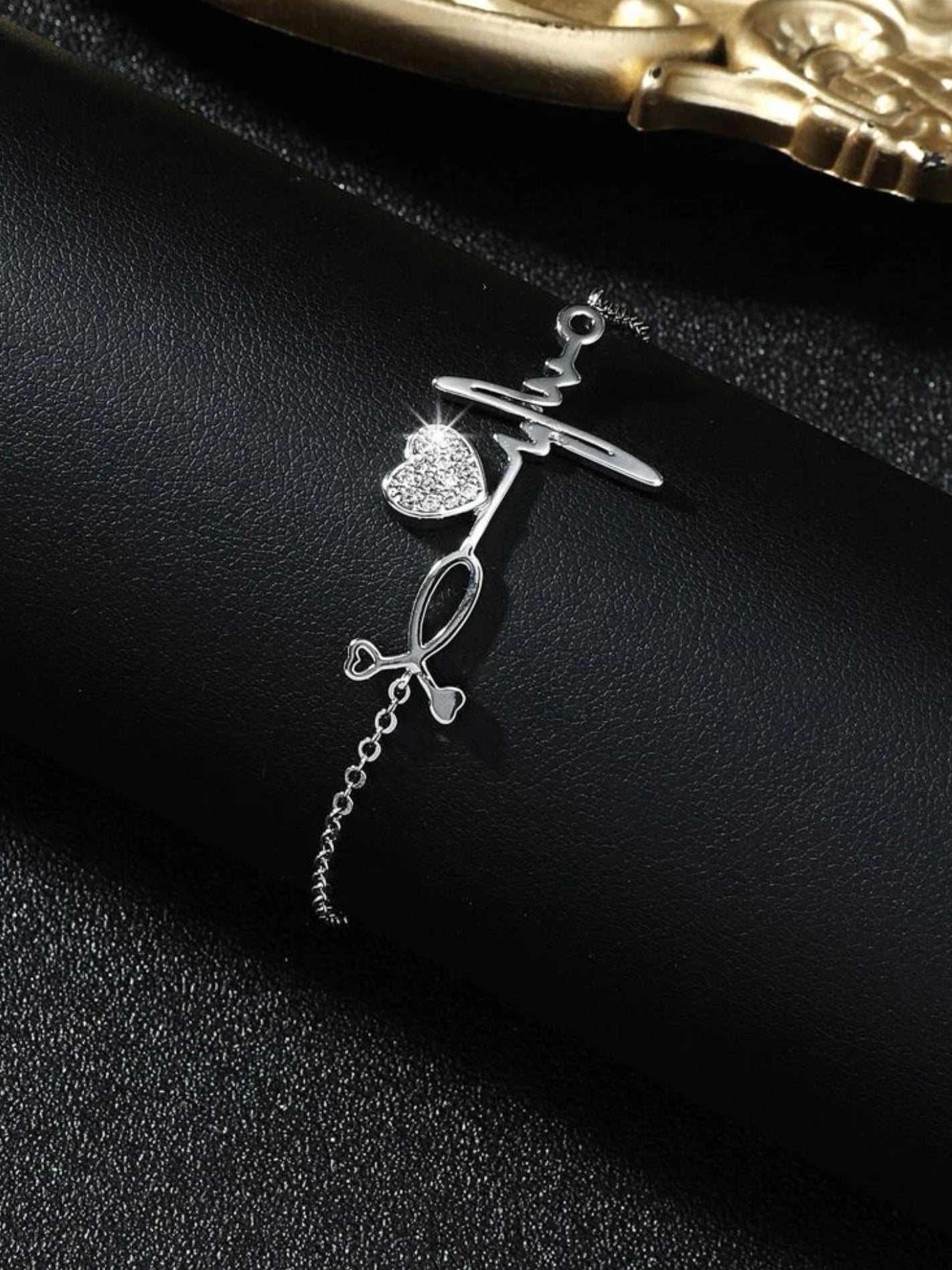 Cubic Heart with Stethoscope and Rhythm Bracelet